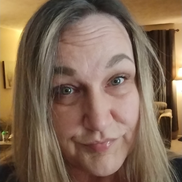 Meet your Posher, Shannon - Picture 3 of 6